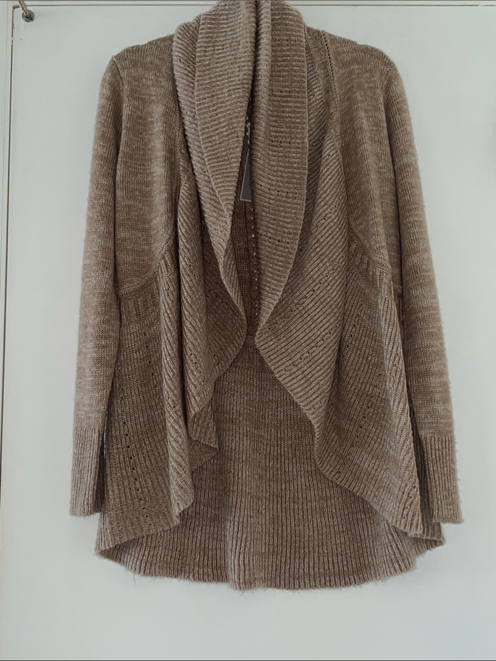 Cupio Women's  Sz L Cardigan in Taupe. NWT